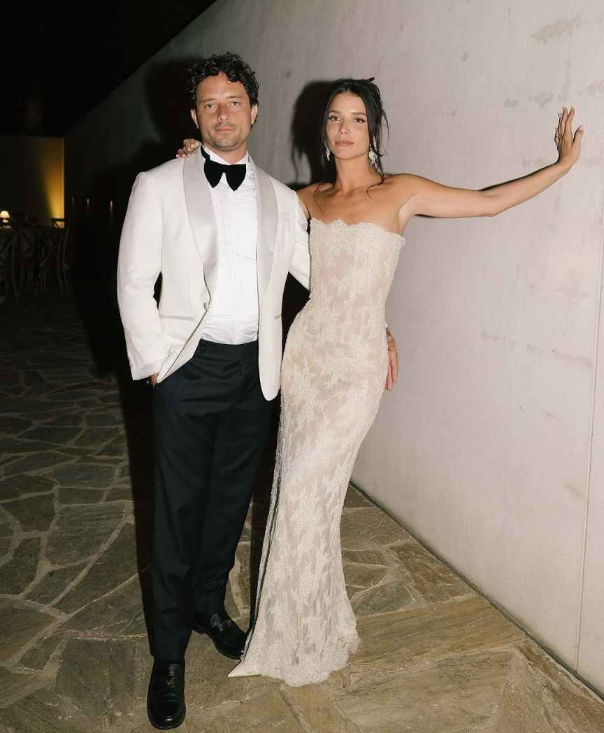 Elegant Long Column Strapless Lace Corset Sleeveless Wedding Dress