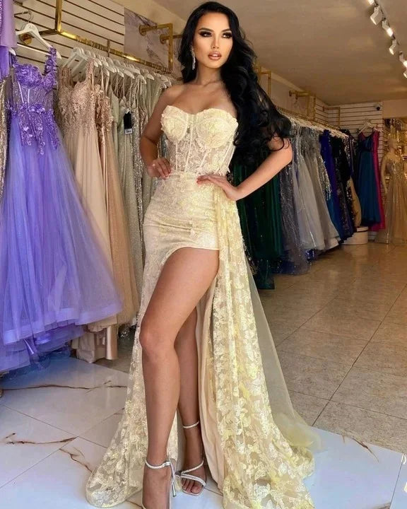 Lace And Tulle Strapless Sleeveless High-Waisted Long Mermaid Prom Dress