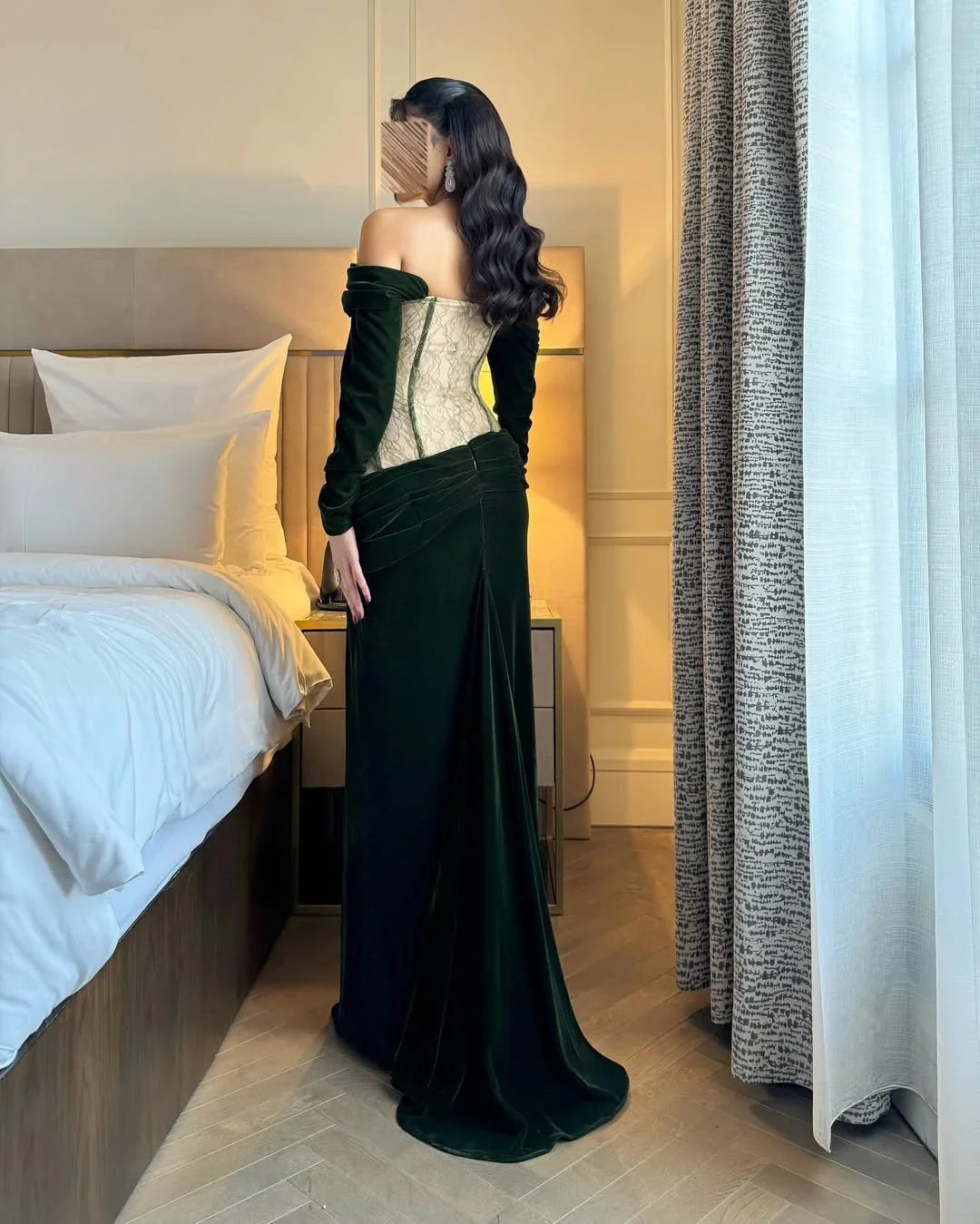 Noble Dark Green Off-The-Shoulder Long Sleeveless Evening Dress