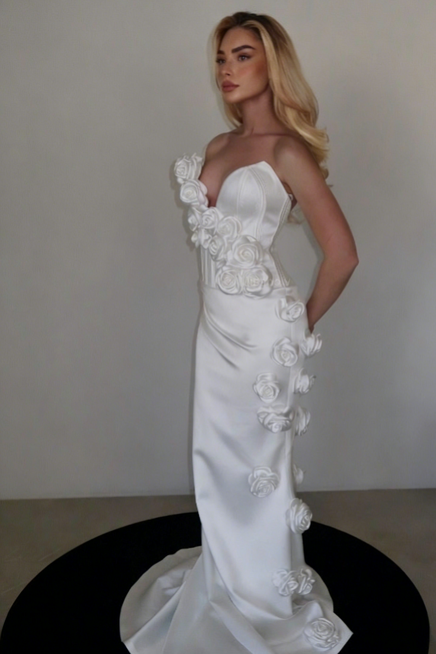 Charming White Mermaid Sweetheart Sleeveless Long Satin Wedding Dress