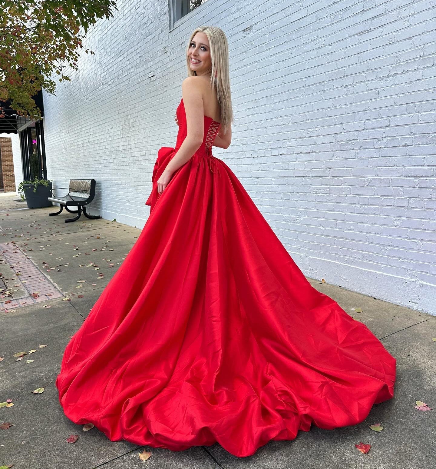 Women's A Line Satin Corset Long Prom Dresses Strapless Evening Gowns