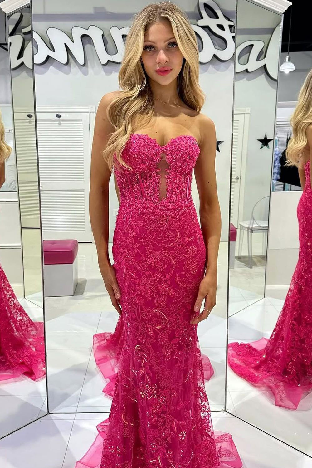 Cute Mermaid Sweetheart Keyhole Lace Prom Dress