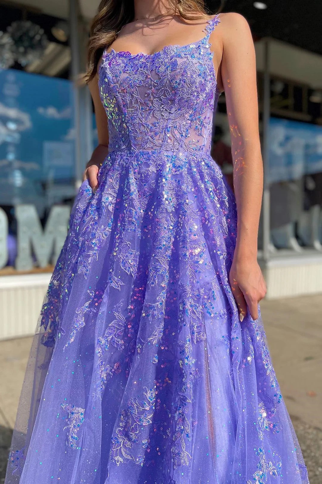 Glamorous Lavender Sequin Scoop Neck A-Line Prom Dress with Slit