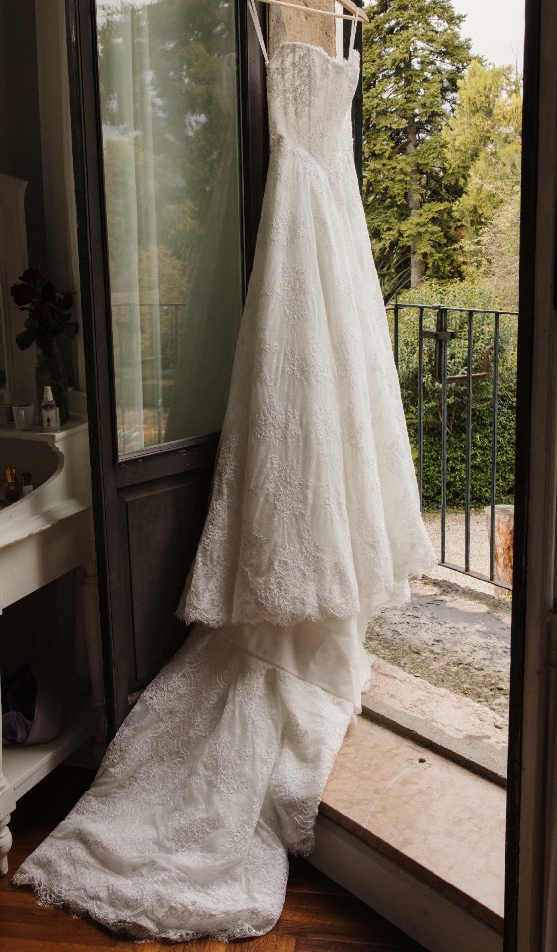 Charming Long White A-line Lace Corset Wedding Dress