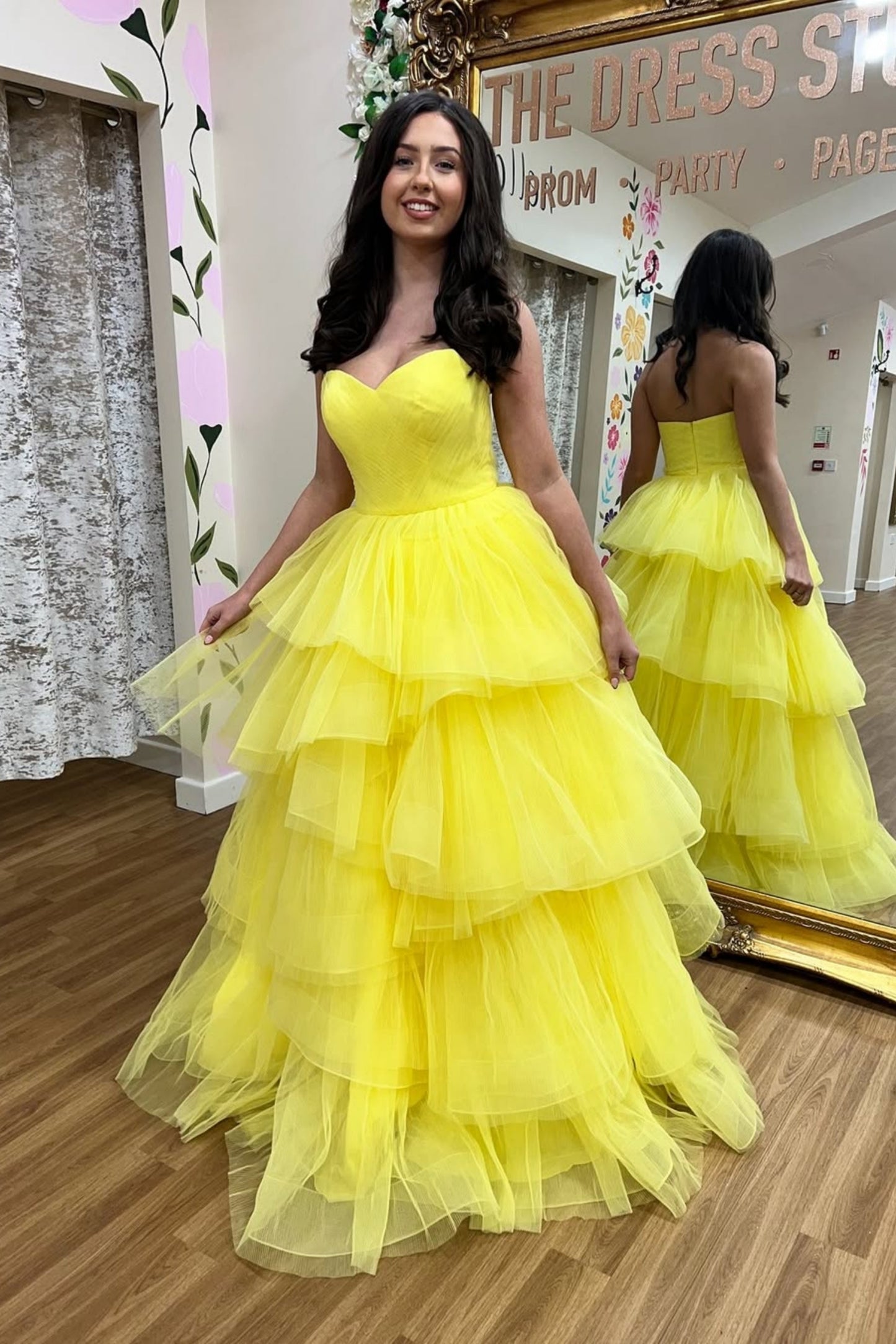Sweetheart Neck Strapless Layered Yellow Tulle Long Prom Dress
