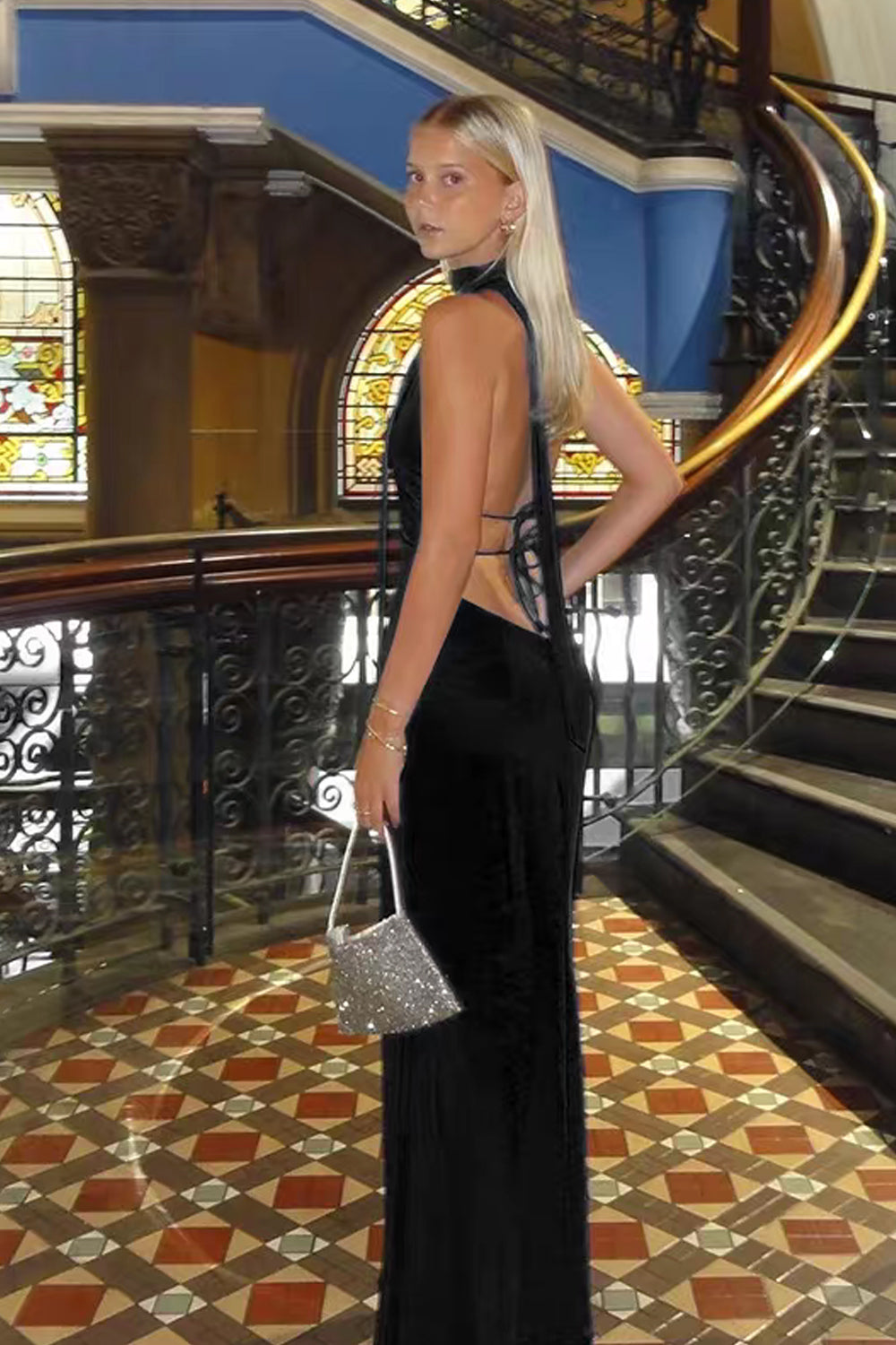 Yellow Silk Satin Halter Backless Mermaid Evening Dresses With Scarf