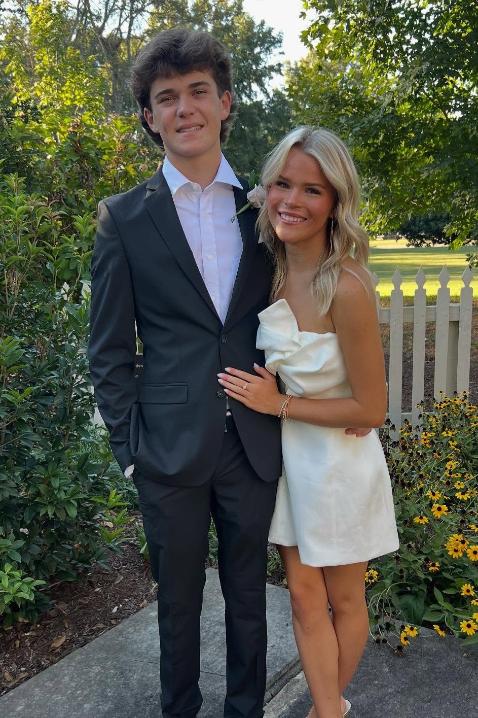 Strapless Bowknot Mini Homecoming Dress