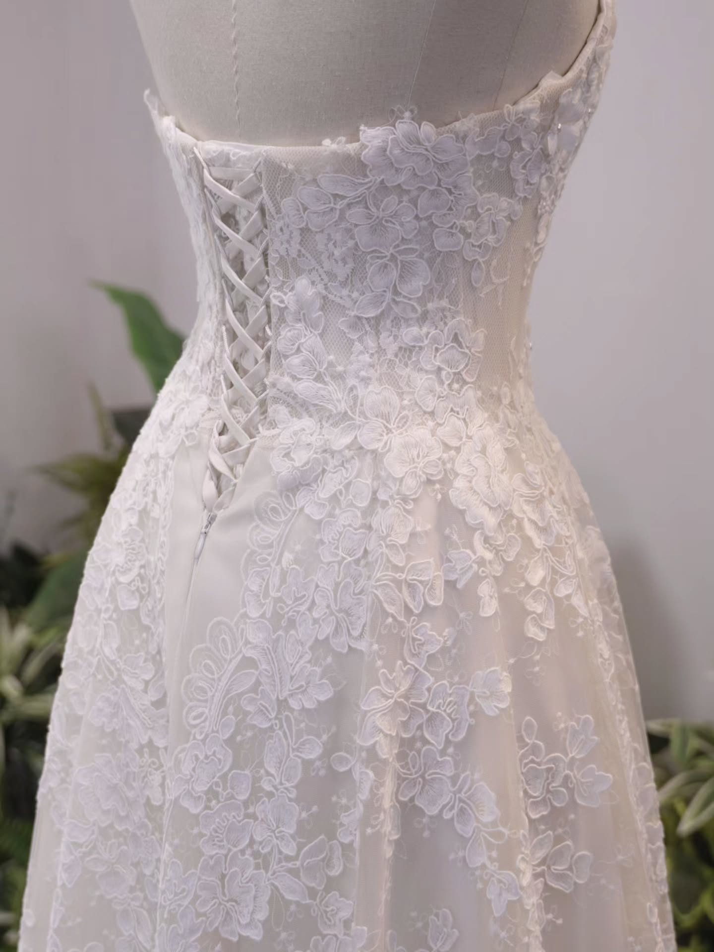 Halter Neck Floral Lace A-Line Wedding Dress