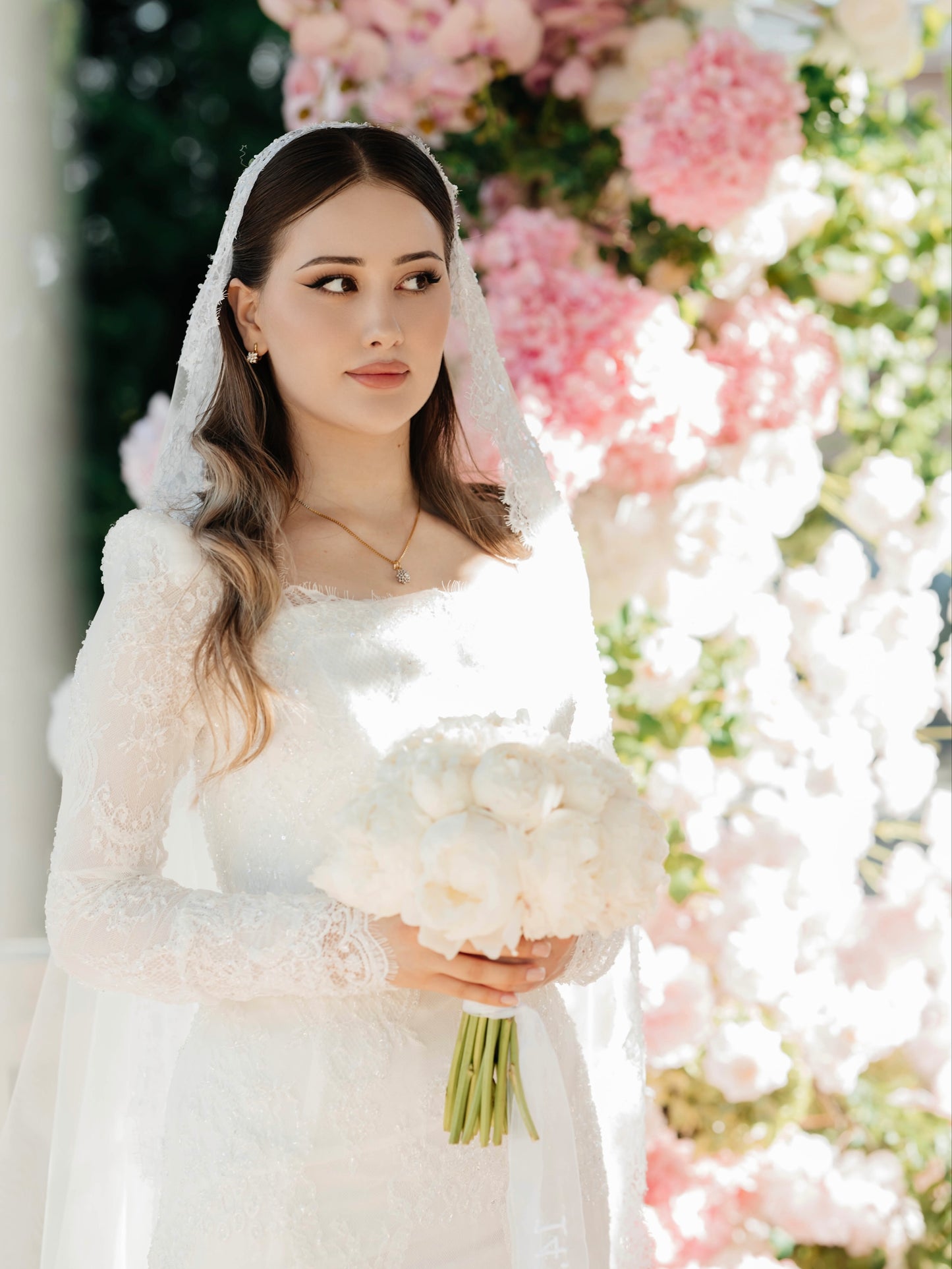 Square Neck Long Sleeve Lace Trumpet Wedding Dress