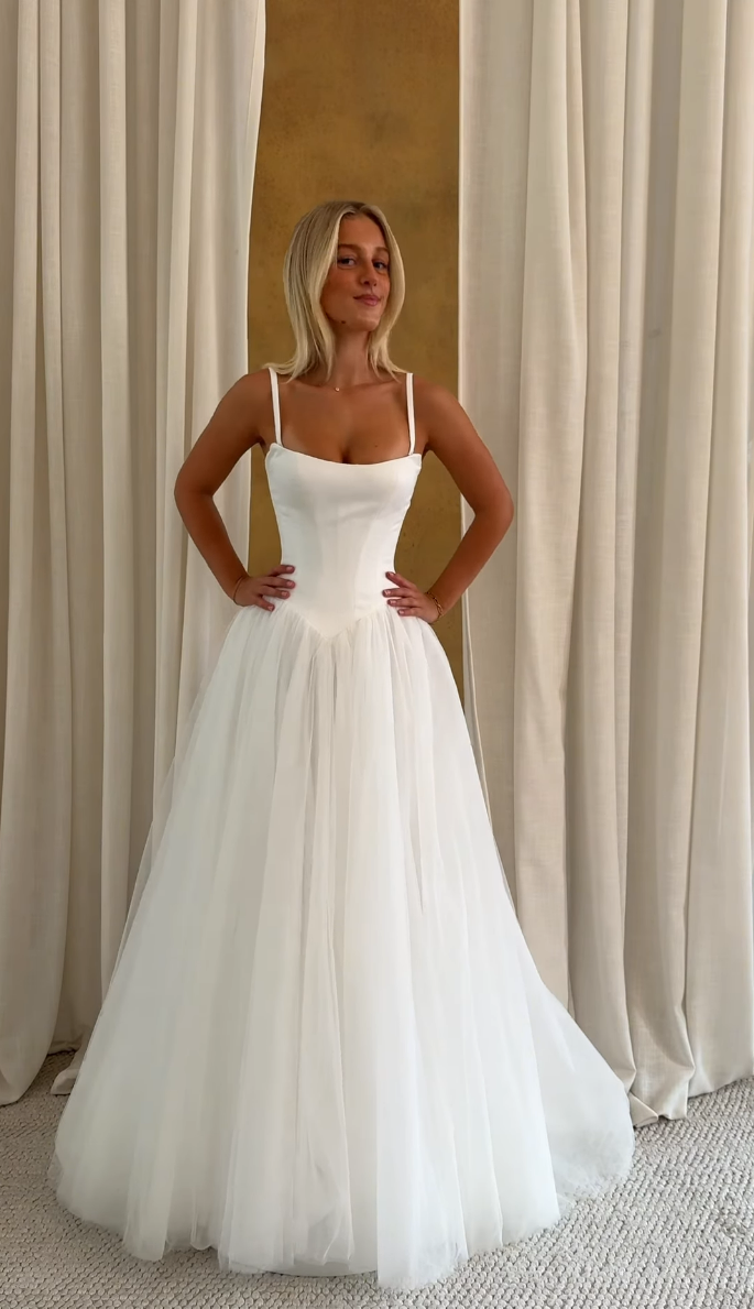 Corset Tulle Ball Gown Wedding Dress