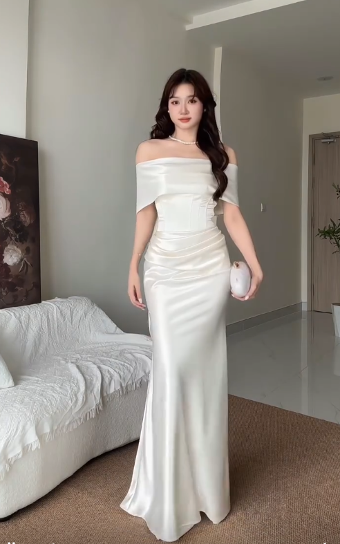 Strapless Ruched Satin Mermaid Gown with Scarf