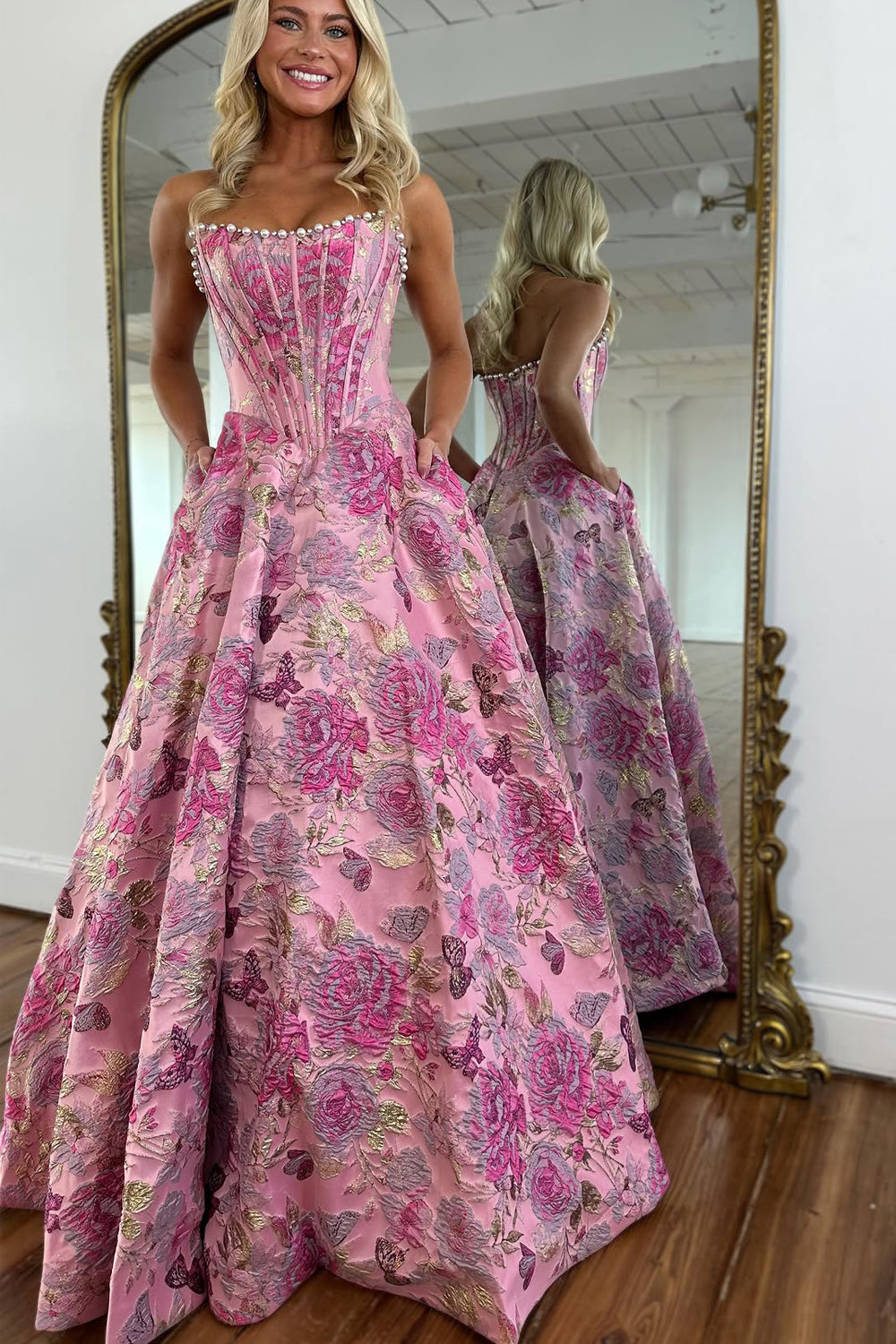 Gorgeous A Line Scoop Neck Jacquard Satin Prom Dress