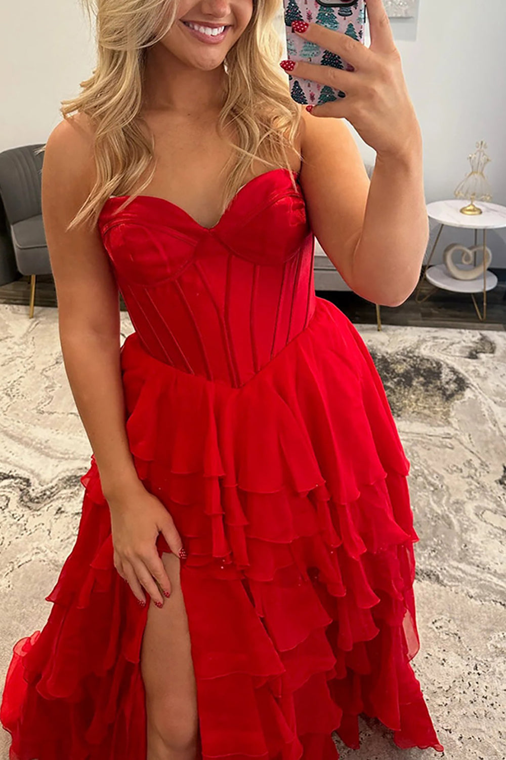 Classic Ball Gown Strapless Black Chiffon Ruffle Tiered Prom Dresses with Slit