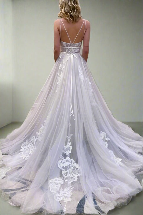 Spaghetti-Straps Sleeveless A-Line Tulle Wedding Dress