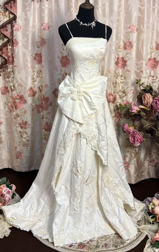 Spaghetti Straps Long Elegant Wedding Dress