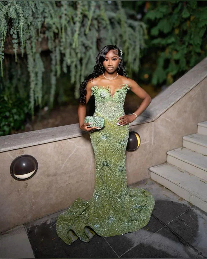 Gorgeous Green Beaded Prom Dress Long Sweetheart Evening Dress