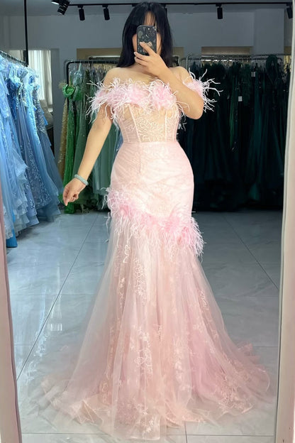 Sleeveless Feathered Applique Tulle Pleated Trumpet Mermaid Prom Dress
