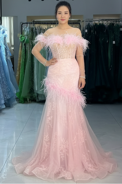 Sleeveless Feathered Applique Tulle Pleated Trumpet Mermaid Prom Dress