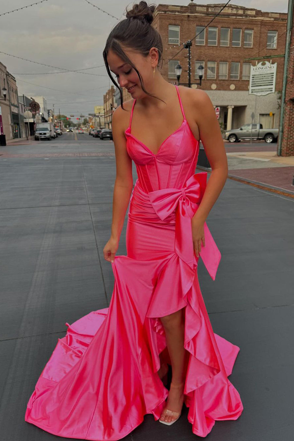 Halter V-Neck Pleated Satin Mermaid Prom Dress Off-Shoulder Sweep Train Party Gowns with Bow