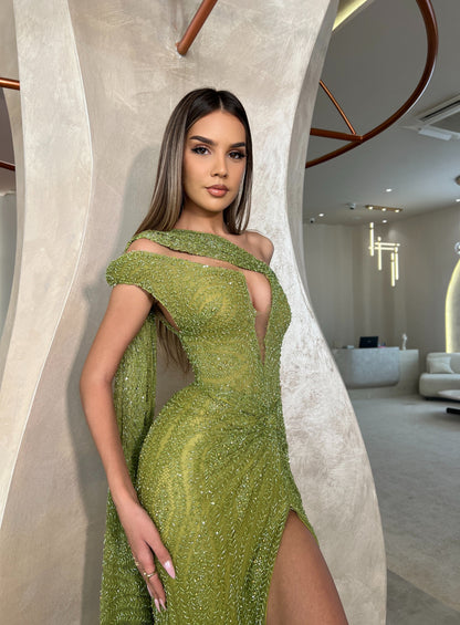 Green Asymmetrical Neck Sleeveless Ruched Sheath Prom Dress