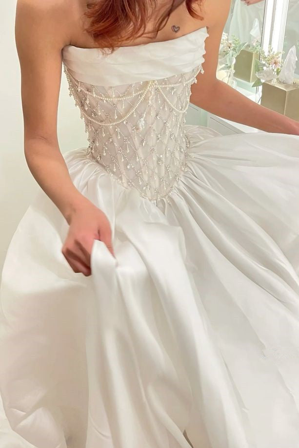 Sleeveless Rhinestone Beaded Satin Pleated Wedding Dress with Train