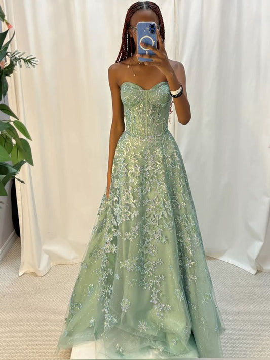 Chic Luxurious Green Sweetheart Prom Dress