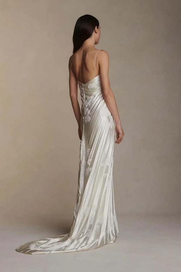 Stunning Spaghetti-Straps Pleated Sheath Appliques Prom Dress With Detachable Train