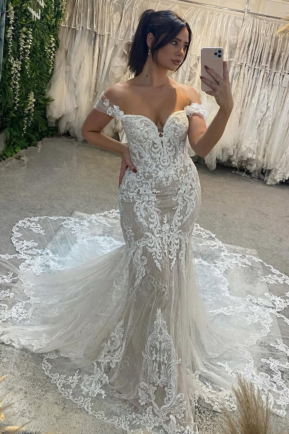Mermaid Off the Shoulder Lace Wedding Dresses with Train