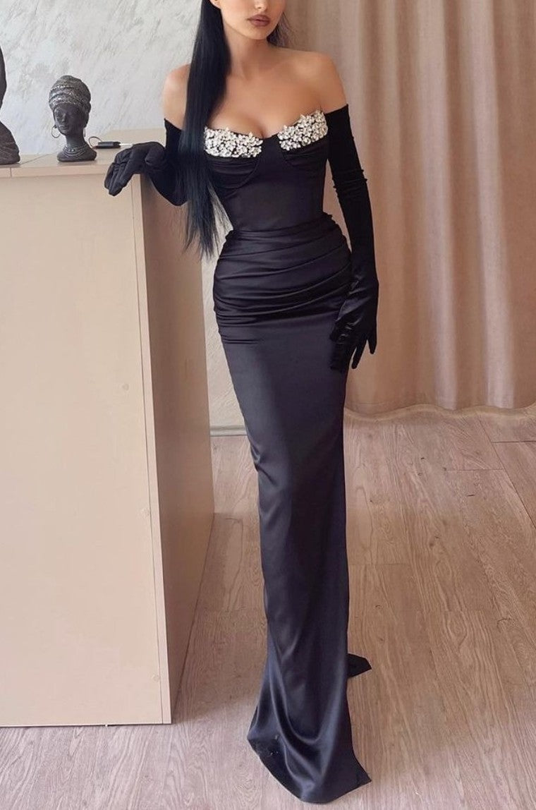 Black Strapless Prom Dress Mermaid Appliques Satin Rhinestone with Gloves