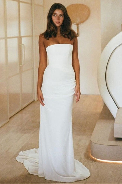 Elegant Mermaid Strapless Elastic Satin Long Wedding Dress