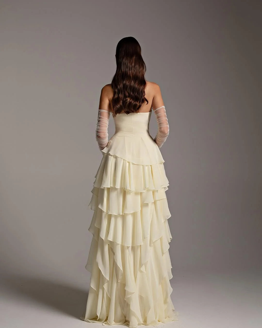 Chiffon Strapless Ruffles Elegant Prom Dress With Tulle Gloves