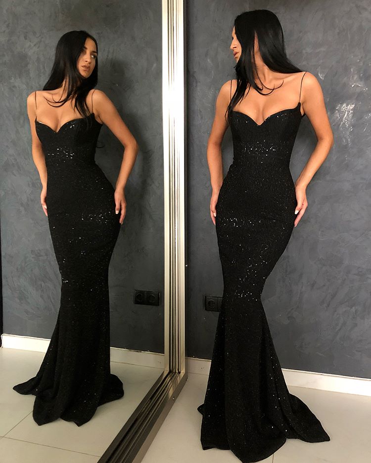 Sexy Black Spaghetti-Strap Mermaid Prom Dress with Sequins