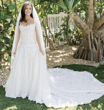 Long White A-line Strapless Lace Sleeveless Wedding Dress