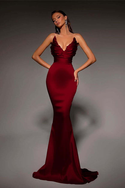 Strapless V Neck Sleeveless Long Mermaid Prom Dress With Pleated