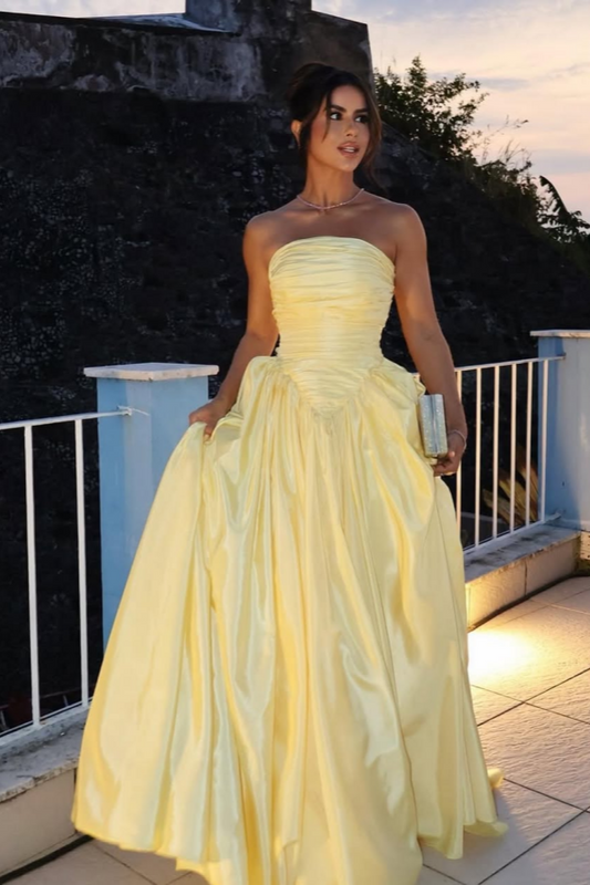 Lovely Yellow Pleated Strapless Prom Dress