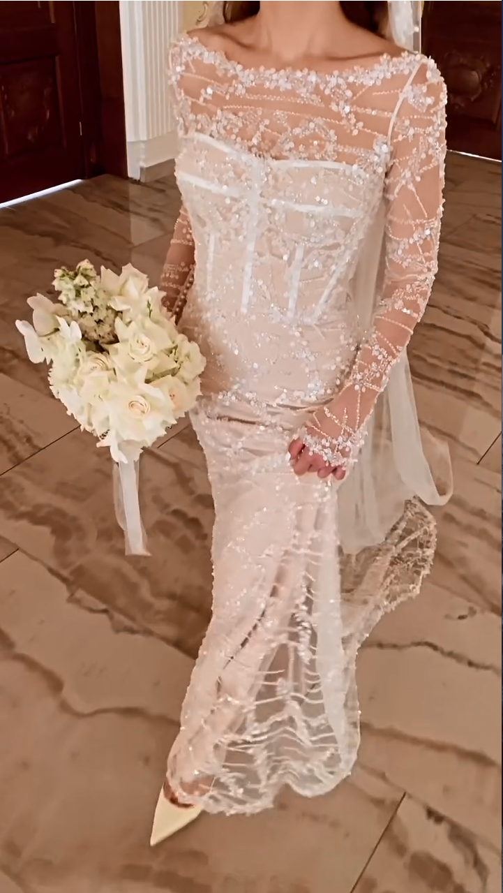 Fashion Sequins Flowers Long Sleeve Mermaid Wedding Dress