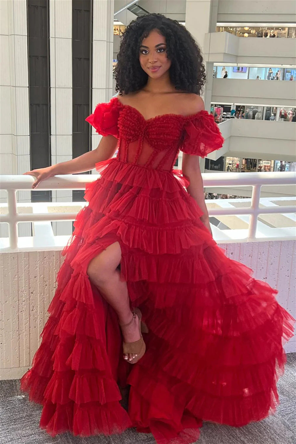 A-Line Sweetheart Off-Shoulder Sleeveless Pleated Tulle Tiered Prom Dress with High Slit