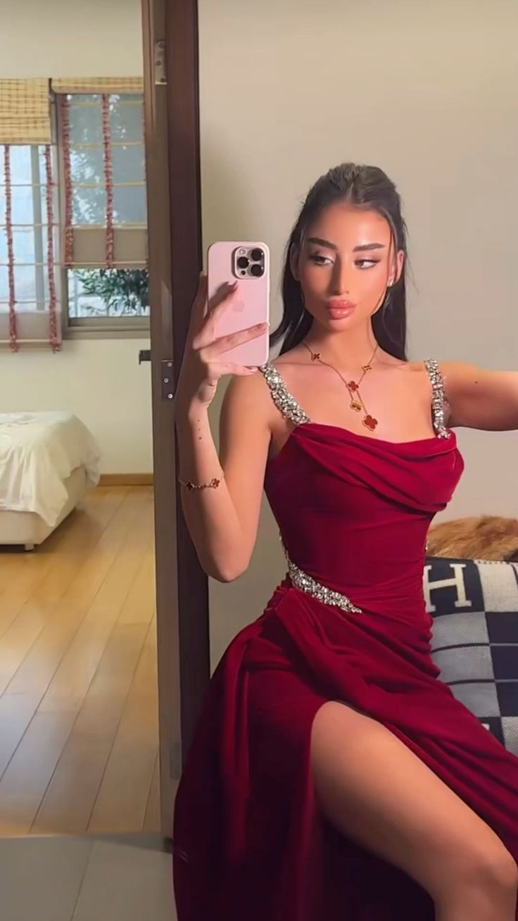 Sexy Mermaid Straps Red Satin With Slit Beads