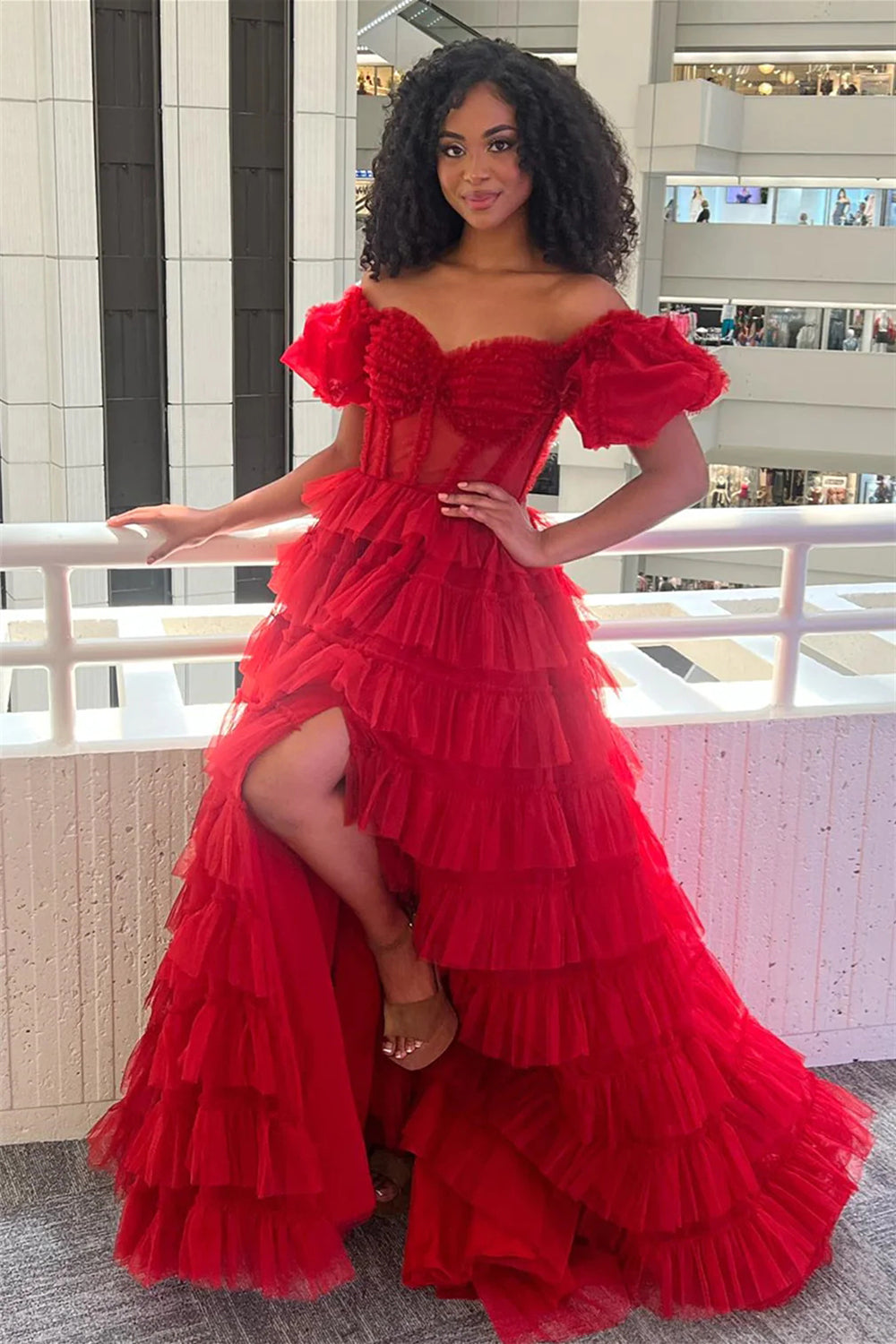 A-Line Sweetheart Off-Shoulder Sleeveless Pleated Tulle Tiered Prom Dress with High Slit
