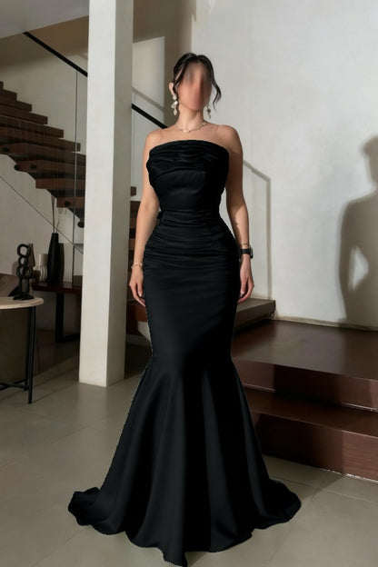 Stunning Satin Strapless Sleeveless Long Mermaid Prom Dress