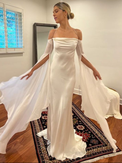 Simple Bridal Gown With Detachable Flare Sleeves Wedding Dress