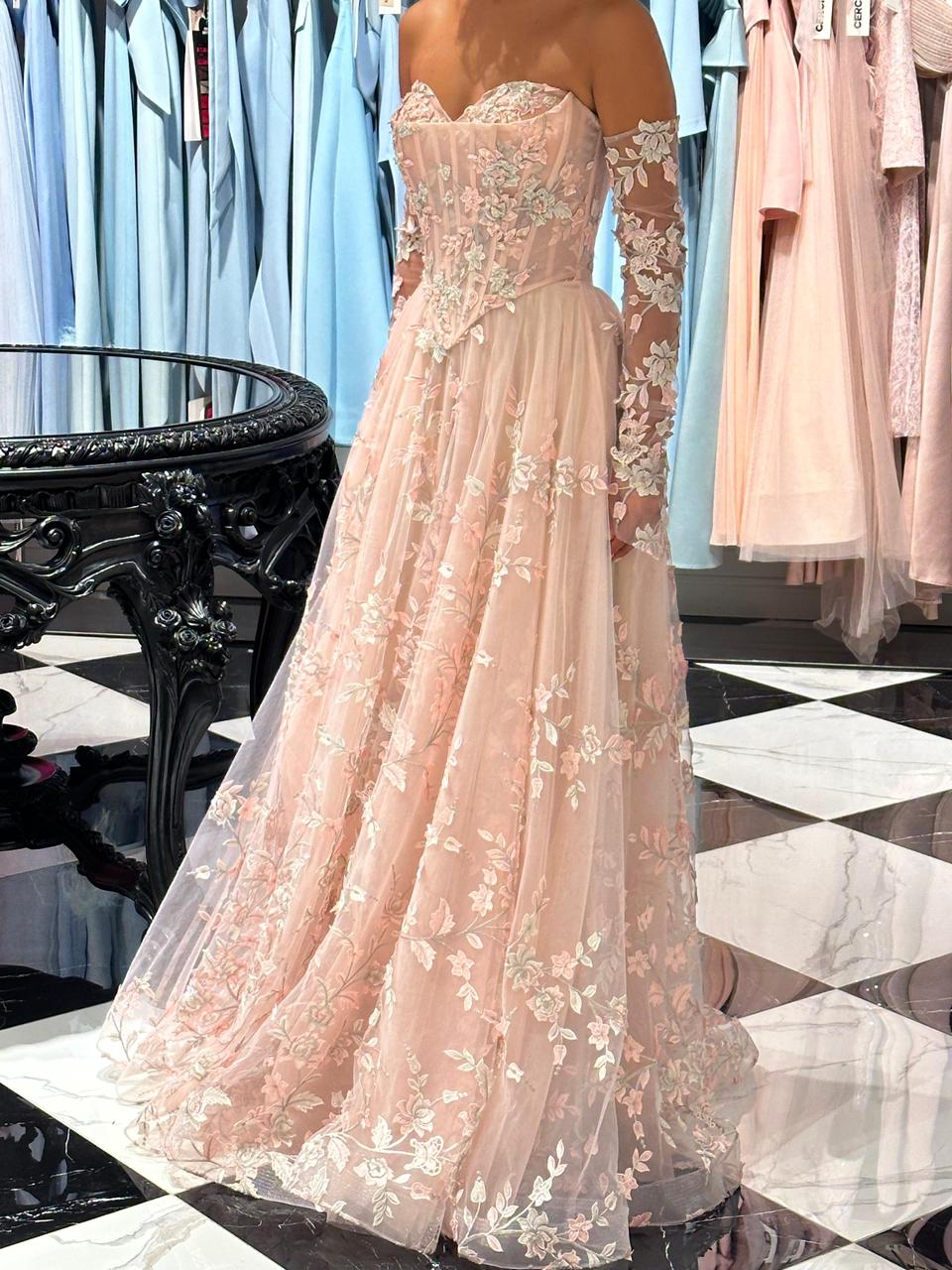 Elegant Lace Long Sleeve Flowers A-Line Floor-Length Wedding Dress