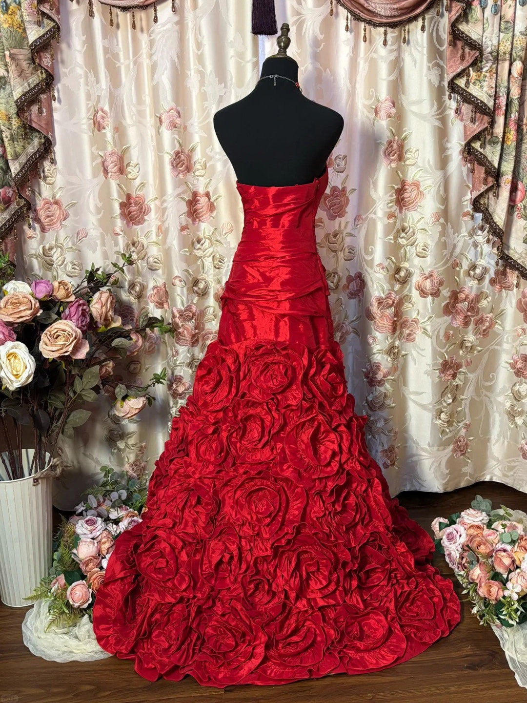A-Line/Princess Sweetheart Sleeveless Floor-Length Taffeta Prom Dress