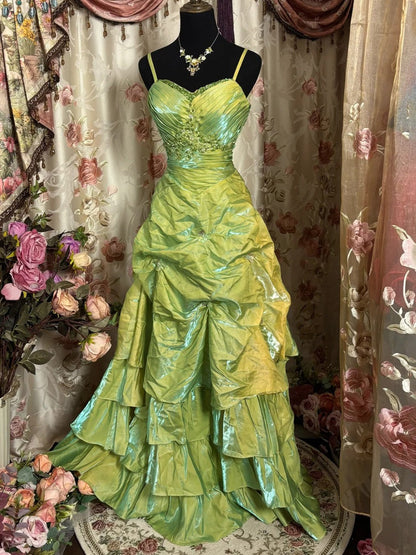 A-Line Sweetheart Spaghetti Straps Sleeveless Floor-Length Taffeta Prom Dress