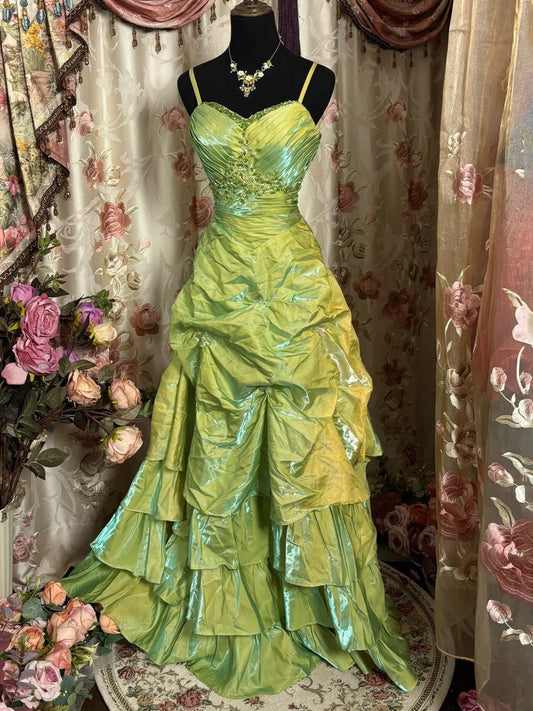 A-Line Sweetheart Spaghetti Straps Sleeveless Floor-Length Taffeta Prom Dress