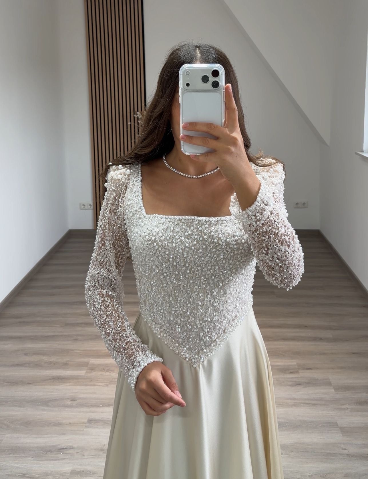 Long Sleeves V-Neck Lace Evening Dress