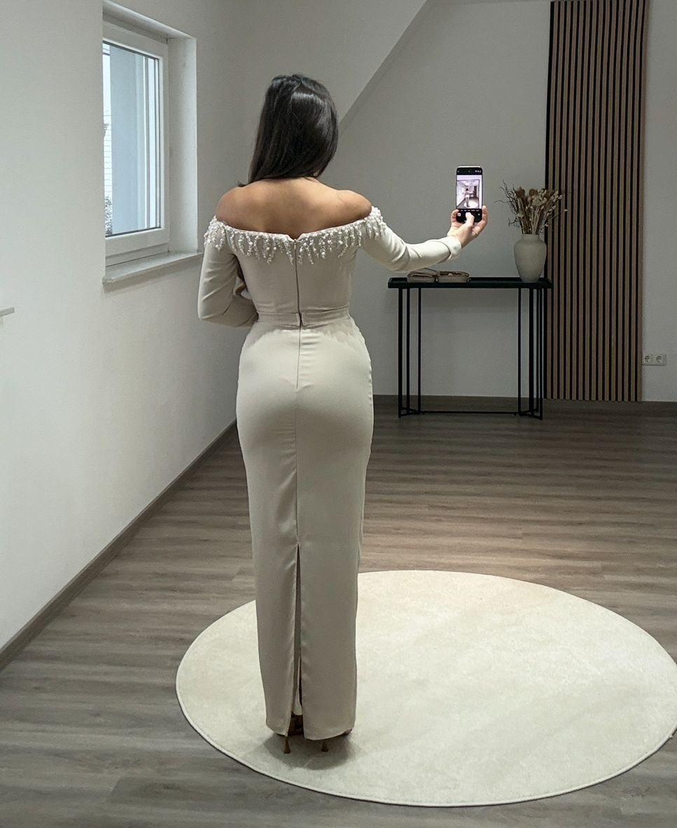 Long Sleeves Scoop Sequins Satin Evening Dress