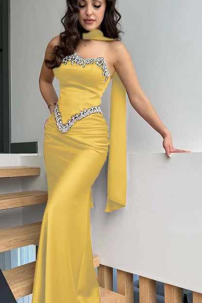 Strapless Sleeveless Long Mermaid Pleated Prom Dress With Ruffles And Appliques