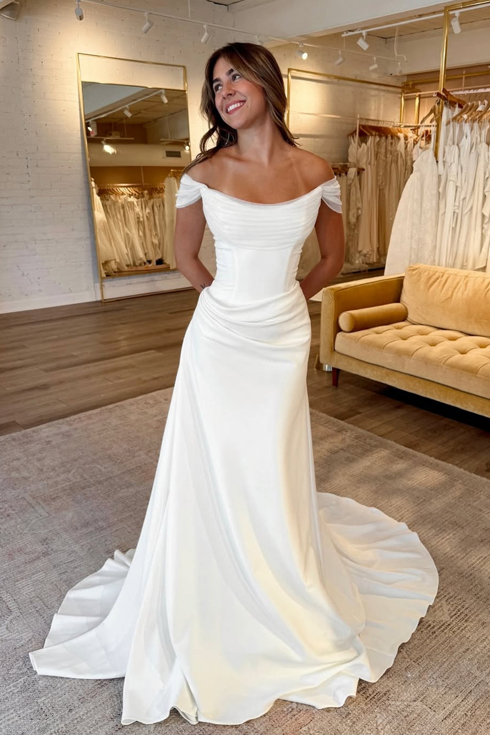 Fashion Sheath Off the Shoulder Pleated Wedding Dress