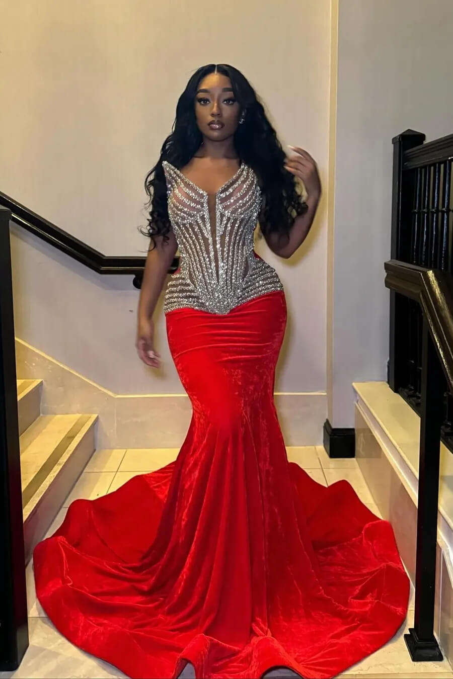 Modern Red V-Neck Sleeveless Prom Dress